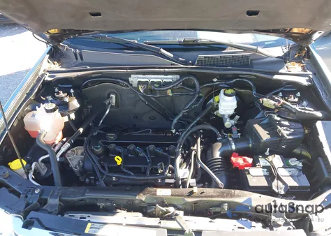 2012 Ford Escape Limited z USA, uszkodzony, nr VIN 1FMCU0E7XCKB02031